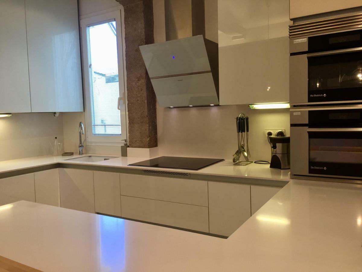 Appartement Decor En Gros Con Vistas Al Rio à Saint-Sébastien Extérieur photo
